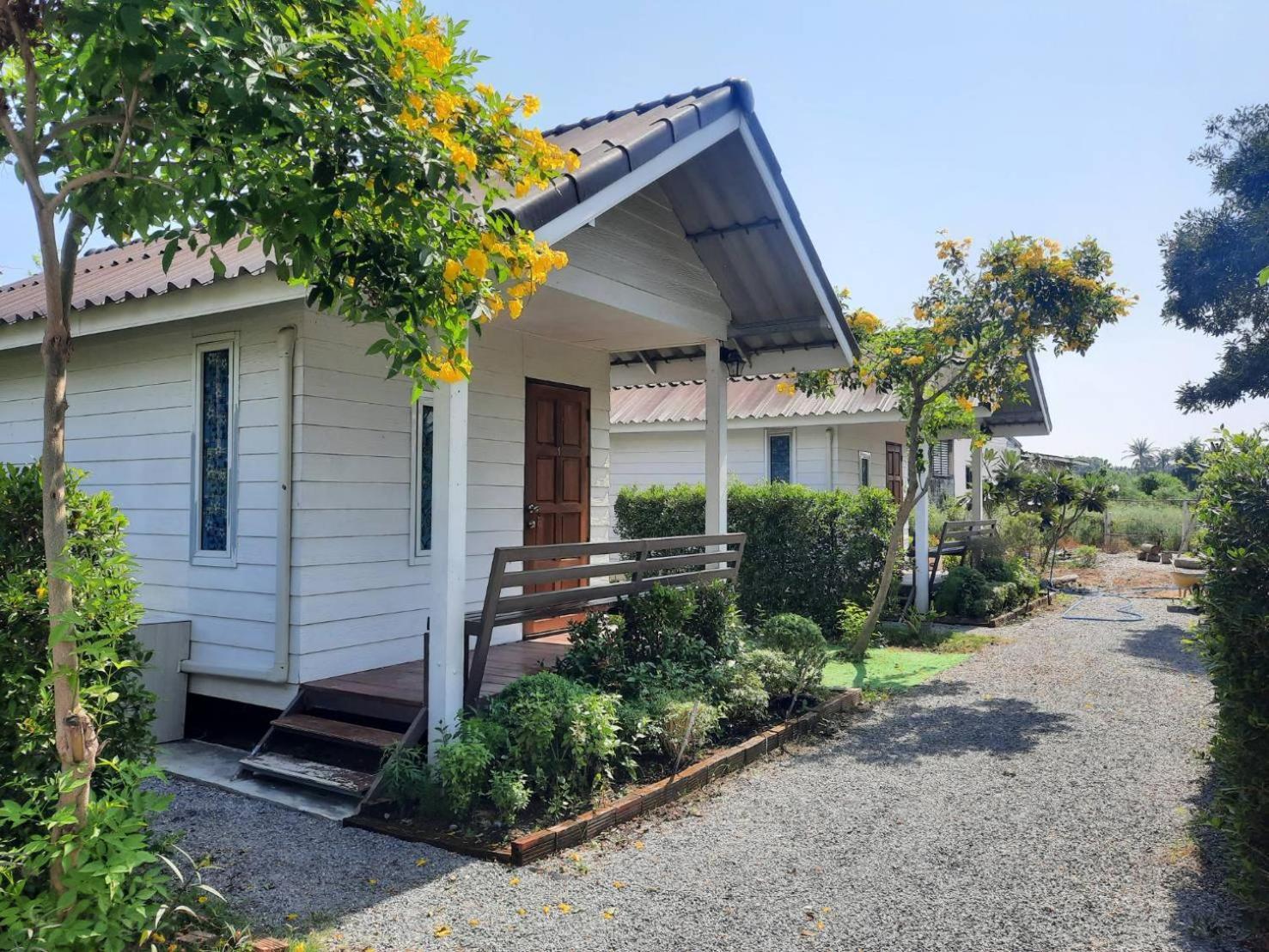 Homlomchomsuan หอมลมชมสวน Apartment Ban Mai  Exterior photo