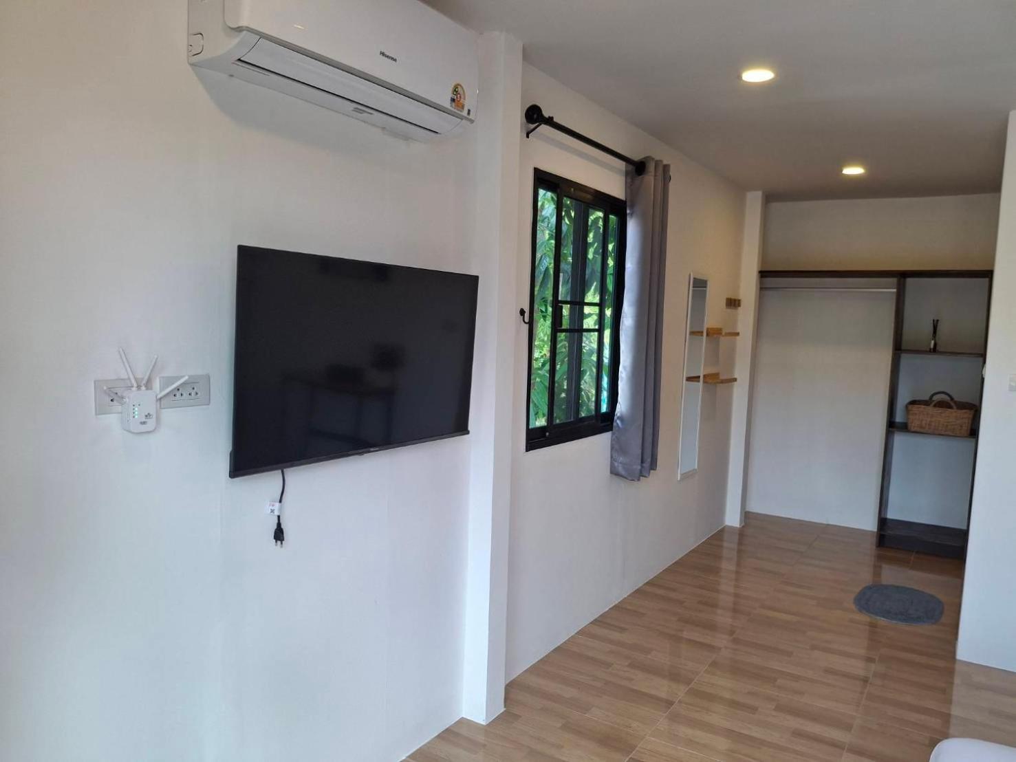 Homlomchomsuan หอมลมชมสวน Apartment Ban Mai  Room photo